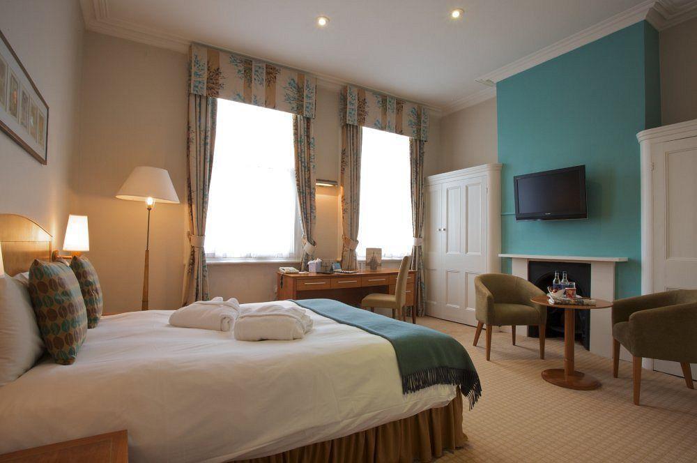 The Park Hotel Teddington Exterior foto