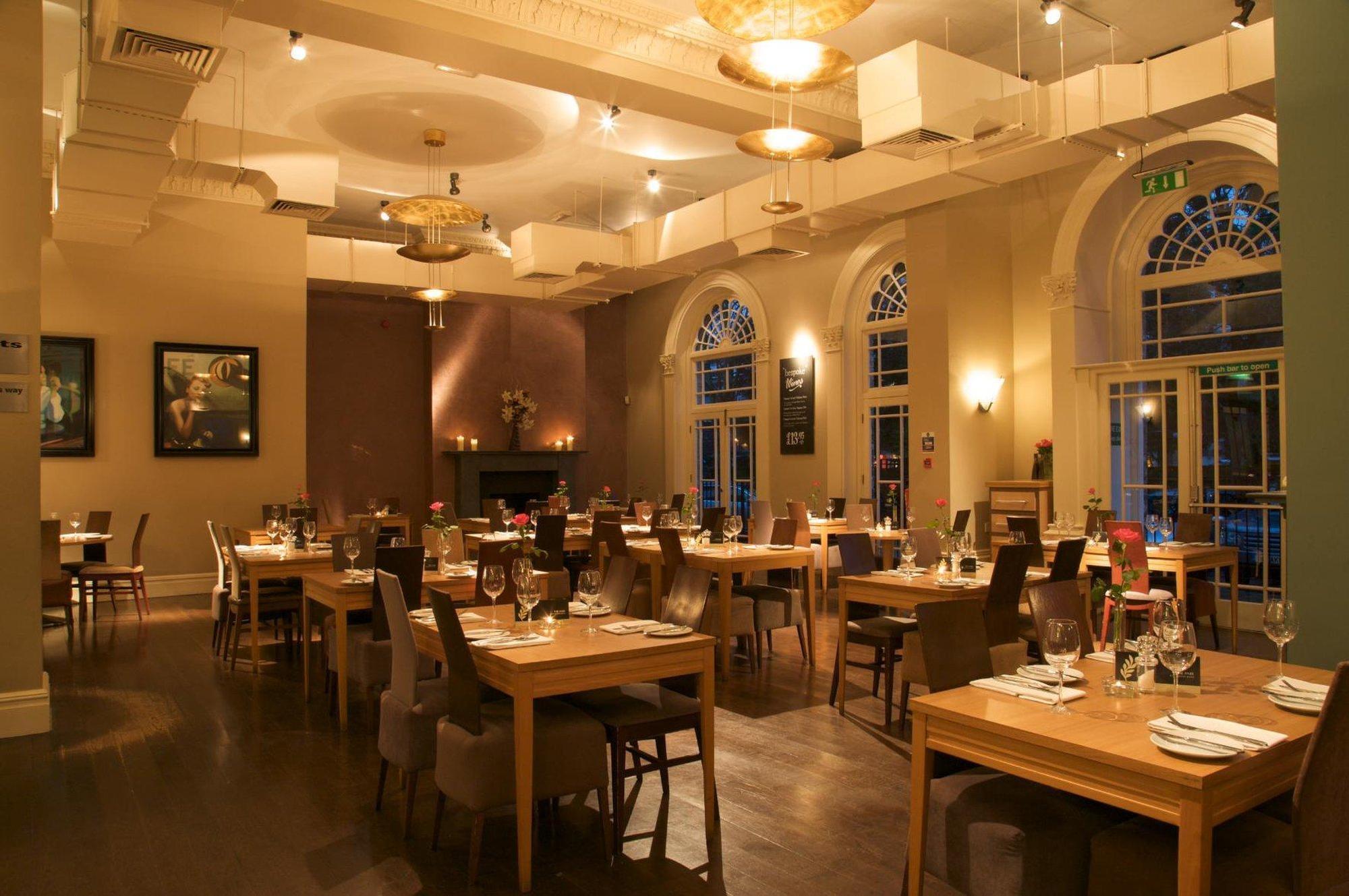 The Park Hotel Teddington Exterior foto